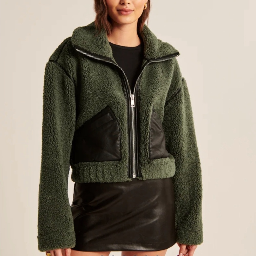 Abercrombie & Fitch Shrunken Aviator Sherpa Faux Leather Jacket NWT XL